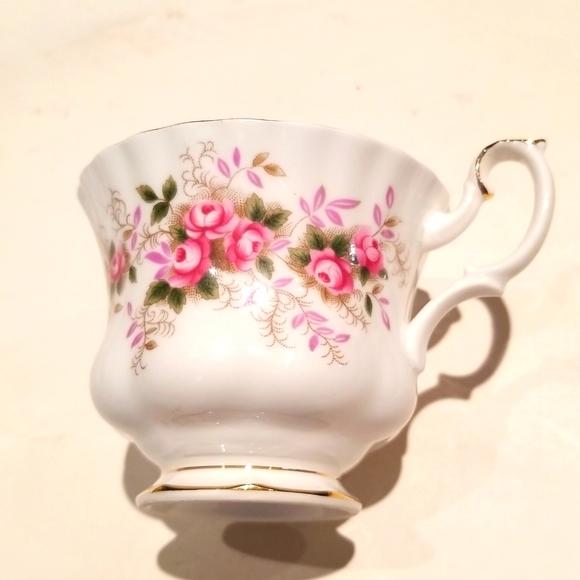 Vintage tea cup and SAUCE - Picture 12 of 12